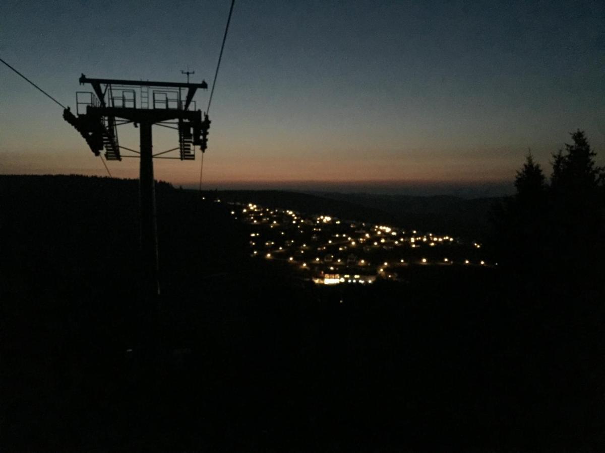 Goski & Gobike Winterberg Netflix And Waiputv Free Luaran gambar